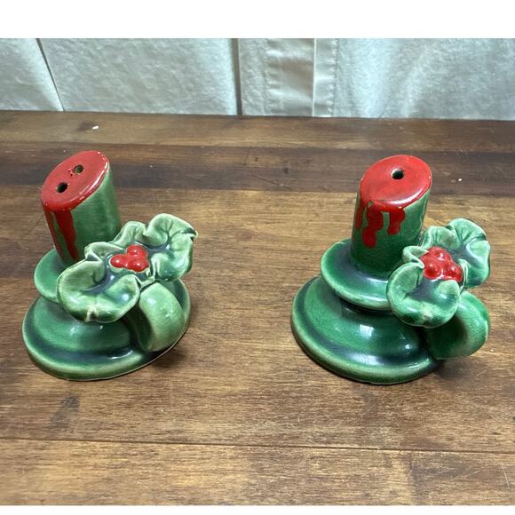 Vintage Melting Candle Stick Salt & Pepper Shakers Christmas Mistletoe Holly - Picture 1 of 11